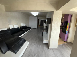Apartament 3 camere decomandat de LUX - Tomis Nord-Vaporas (Cod E6)