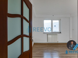 Apartament de vânzare cu 2 camere, str. Radu Negru, Bacău