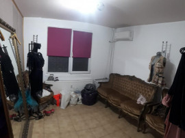 Apartament cu 2 camere, pretabil firma, Chișinău