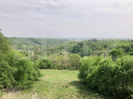 Teren intravilan, parcelat 7600+5700+1400, Manastirea Dealu
