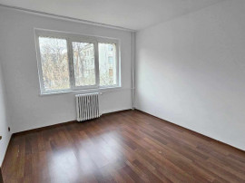Apartament 3 camere D,NEMOBILAT in Tatarasi,