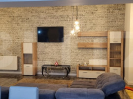 Apartament tip Penthouse, 3 camere, 105 mp, terasa si pisci