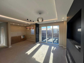 CASA CUPLATA, finisata si cu TVA INCLUS!!!