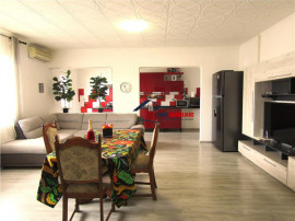 Cu mare potential! Casa P Pod si acoperis tip terasa in Ulm