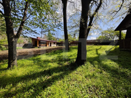 Padure in Barnova 1800 mp + 600 mp teren pentru casa