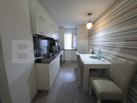 Apartament cu 3 camere, zona Stefan cel Mare; Parter inalt