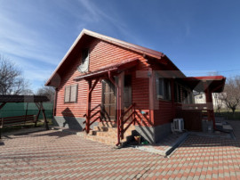 Casa de vacanca cu potential turistic, 1603 mp teren, Cernat