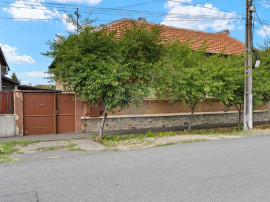 Casă de vanzare in Gradiste