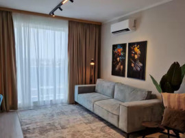 Garsoniera de vanzare, 46 mp, zona President Residence