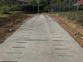 Teren intravilan , Bucium Barnova