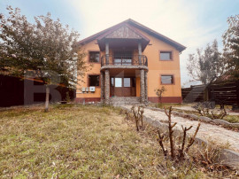 De &icirc;nchiriat casă mare &icirc;n Preajba &ndash; ideală pentru caza