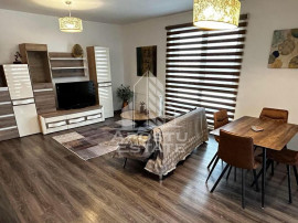 Apartament 2 camere, centrala proprie, zona Soarelui