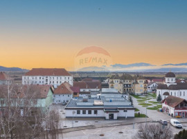 Spații comerciale de &icirc;nchiriat &icirc;n Bod, suprafață 535...