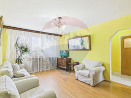 Apartament cu 3 camere de vanzare in zona Dristor / Titan