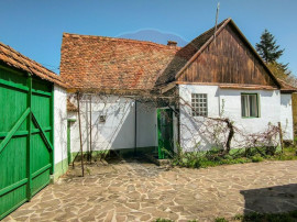 Casă săsească cu două spații de oaspeți - Transilvania