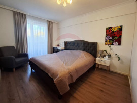 Apartament de &icirc;nchiriat cu 3 camere - Calea Șurii Mici
