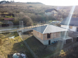 Casă de v&acirc;nzare in Suceagu - langa spitalul Medicover