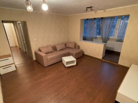 Apartament 3 camere zona Decebal