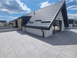 Penthouse de 2.5 camere zona Tractorul