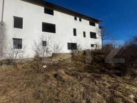 Clădire multifuncțională, 513 mp, 1.000 mp teren - zona S