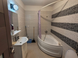 Apartament de inchiriat cu 2 camere si loc de parcare