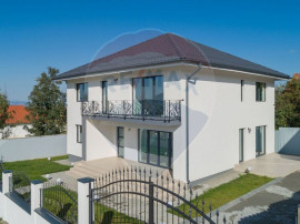 Casă modernă Bunloc, vedere Bucegi, 186 mp, comision 0