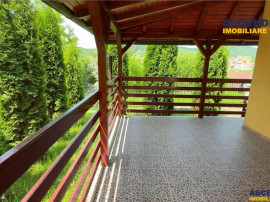 Film! Vila, dotari premium,vedere pretioasa,garaj,securizare