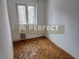 AP.3 camere SEMIdecomandat, zona Baraolt, ETAJUL 2,pret 54500 euro