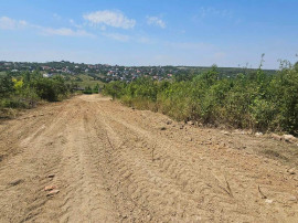 Teren intravilan , Bucium Barnova