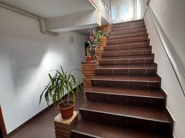 Casa/Vila 6camere-zona Delfinariu