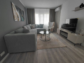 ???? Apartament 3 camere &ndash; Micro 16, etaj 2, (&icirc;n spate...