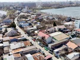 Teren 93 mp | l&acirc;ngă Lacul Tei | Casă demolabilă | Sector