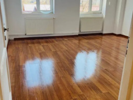 Apartament 2 camere, decomandat - zona Centrul Civic