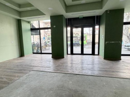 Zona Piata Romana - Calea Dorobantilor 105 mp vitrina 9 m