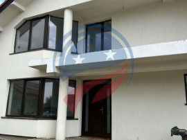 Casă de v&acirc;nzare &ndash; Zona Selgros, acces din două străzi