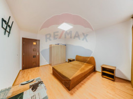 Apartament in zona Podgoria pretabil si ca spatiu de birou