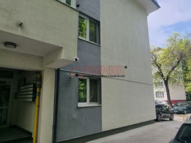Piata Resita - apartament modern 3 camere