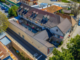 HOSTEL ADABELLE Brasov- 25 de ani de Poveste/ zona Centru...