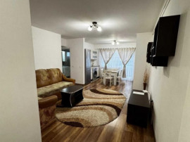 Apartament 3 camere zona Calea Surii Mici