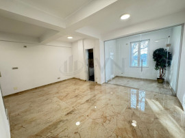 Apartament 4 Camere I Sisesti