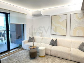 Apartament 3 camere cu loc de parcare si boxa incluse Cor...
