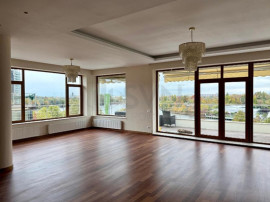 Apartament 4 camere Laguna Residence
