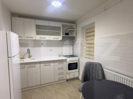 Apartament cu 2 camere, decomandat, zona 9 Mai
