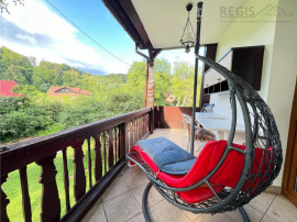 Apartament premium 3 camere cu teras#259; #537;i curte propr