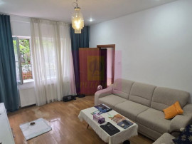 Apartament 2 camere de vanzare in Sinaia