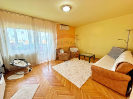 Apartament cu 3 camere de v&acirc;nzare &icirc;n zona Aurel Vlaicu