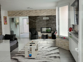 Casa cu 6 camere, 205 mp, teren 502 mp, Chichiș