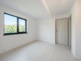 Apartament cu 2 camere - Pod ce poate fi transformat in biro