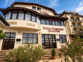 De &ndash; Cladire comerciala - Pensiune &ndash; Restaurant &ndash; B...