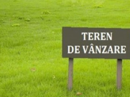 Teren intravilan de 3307 mp, front 31,07 ml, zona Florilor